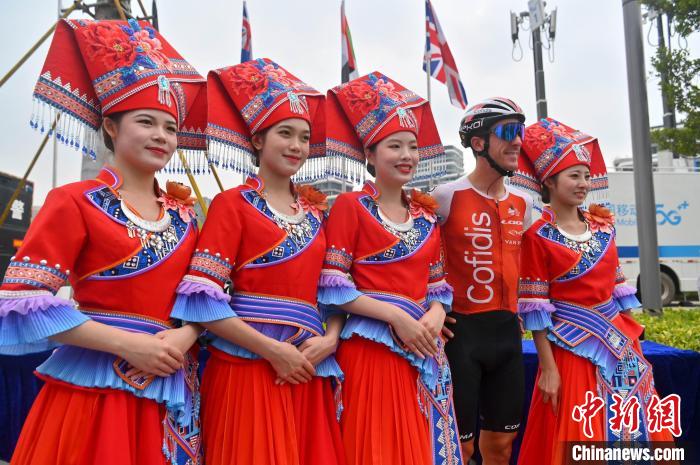 广西体育局对外发布：环广西公路自行车世界巡