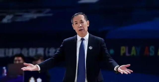 山西广东主帅战术僵化陷季后赛危机