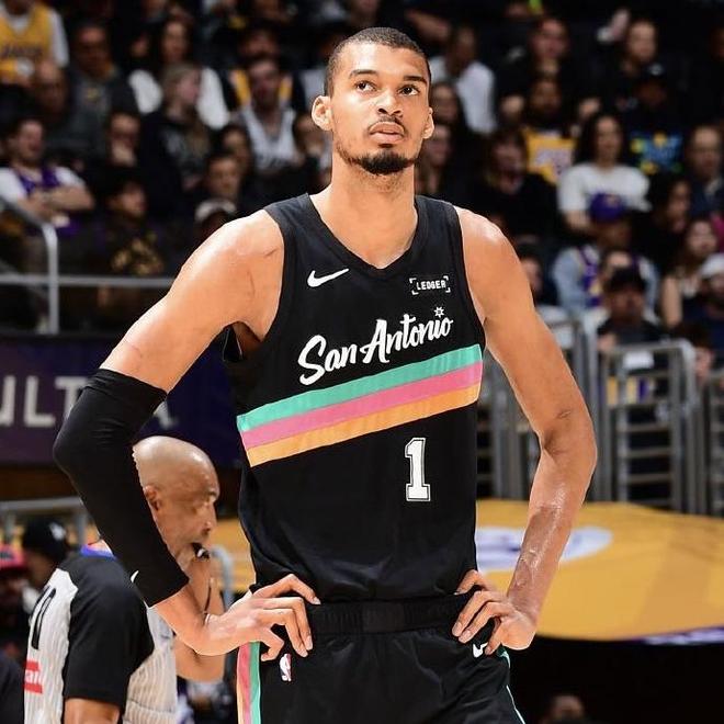 NBA战力榜更新：雷霆马刺稳居前二 凯尔特人反超